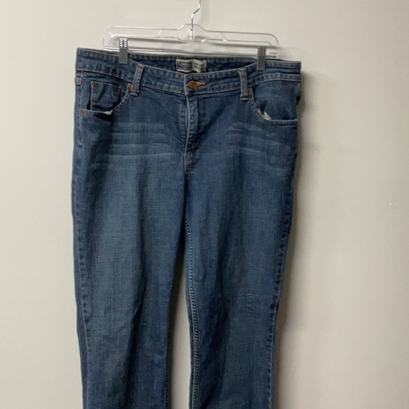Levi’s Signature Low Rise Boot Cut Jeans Denim Medium Wash size 16 Long Western - Picture 2 of 12